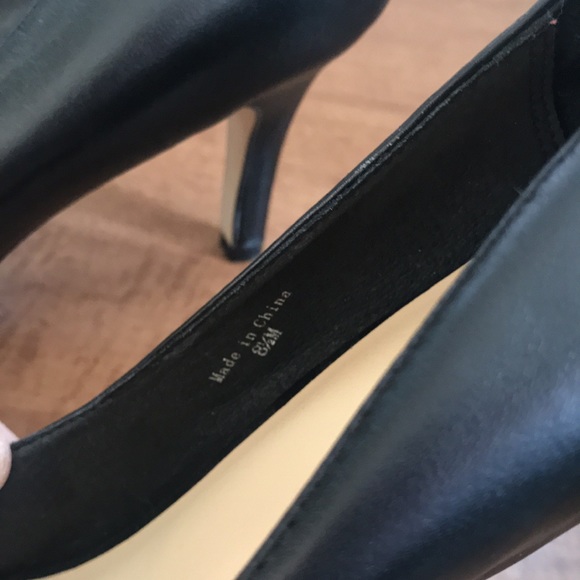 kate spade black leather heels with striped bows - Picture 8 of 8